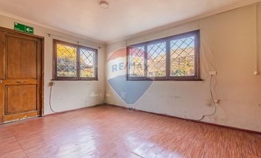 Casa para REMODELAR - Terreno 542 Mts2 D. Almagro