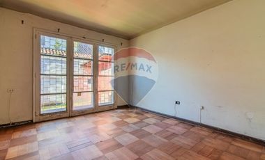 Casa para REMODELAR - Terreno 542 Mts2 D. Almagro