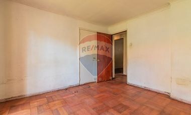 Casa para REMODELAR - Terreno 542 Mts2 D. Almagro