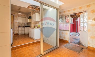 Casa para REMODELAR - Terreno 542 Mts2 D. Almagro