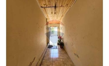 SE VENDE AMPLIA CASA ESQUINA EN SAN MIGUEL