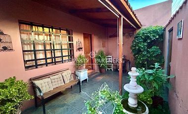 Gran casa con amplio patio
