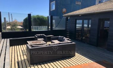 Pichilemu, Excelente Propiedad Comercial con Excepcional Vista