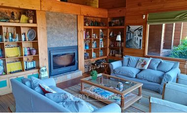 Casa con linda playa en Lago Panguipulli