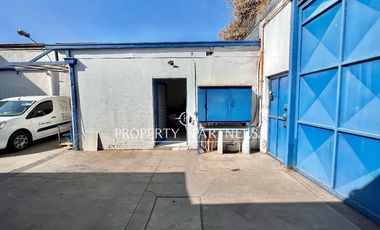 Venta de galpón comercial con oficinas