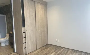Departamento en renta en Lomas de Tecamachalco Sección Bosques I y II, Huixquilucan, México