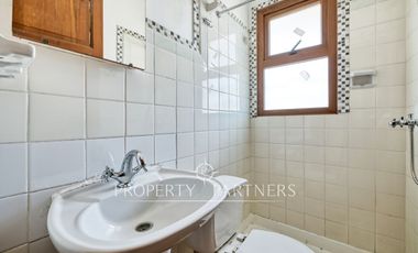 Encantadora Casa Estilo Colonial, ideal para remodelar y ampliar - El Arrayán.