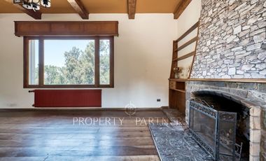 Encantadora Casa Estilo Colonial, ideal para remodelar y ampliar - El Arrayán.