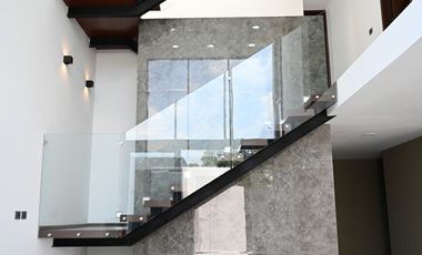 CASA EN VENTA ZONA ALTABRISA NUEVA