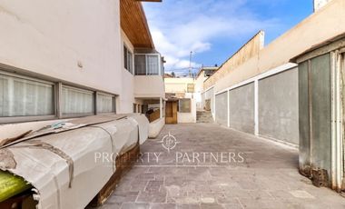 Casa de 5 dormitorios en Jardines del Sur