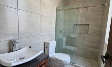 CASA EN VENTA VILLAHERMOSA ZONA COUNTRY