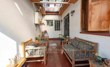 Amplia y cómoda casa en venta, barrio patrimonial Ñuñoa