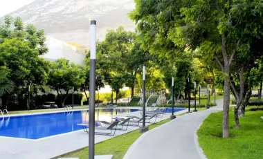 Departamento en renta en Privadas la Huasteca, Santa Catarina, Nuevo León