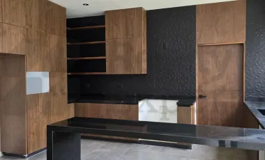 Casa en renta en Altares Residencial, Santiago, Nuevo León