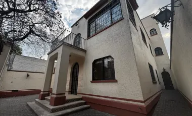 Casa en venta en Claveria, Azcapotzalco, Ciudad de México