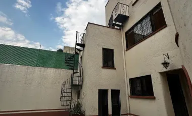 Casa en venta en Claveria, Azcapotzalco, Ciudad de México
