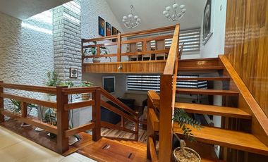 Casa venta o renta Toluca en Col. Federal cerca de Tollocan y del Sanatorio Toluca, remodelada.