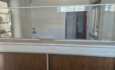 Edificio en renta en Iturbide, San Nicolás de los Garza, Nuevo León