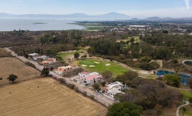 Casa en Campo de Golf Country Club Chapala, 4 habitaciones, a 10 min. del Malecón de Chapala