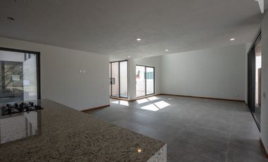 Casa en Campo de Golf Country Club Chapala, 4 habitaciones, a 10 min. del Malecón de Chapala