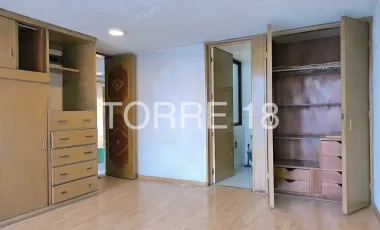 Casa en venta en Lomas de Tecamachalco, Naucalpan de Juárez, México