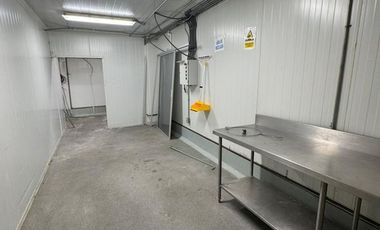 BODEGA PROCESADORA DE ALIMENTOS EN RENTA EN COL. BUGAMBILIAS, CULIACÁN ¡Lista para tu negocio!