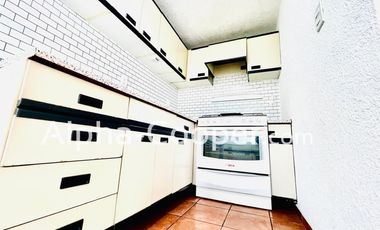 Departamento en venta con 3 recamaras y 2 estacionamientos en Lomas Verdes, Junto a La Cuspide