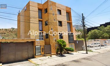 Departamento en venta con 3 recamaras y 2 estacionamientos en Lomas Verdes, Junto a La Cuspide
