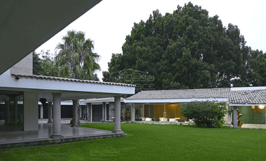 Casa en Fraccionamiento en La Herradura, Cuernavaca, Morelos CAEN-1302-Fr
