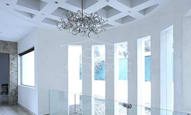 Casa en Fraccionamiento en La Herradura, Cuernavaca, Morelos CAEN-1302-Fr