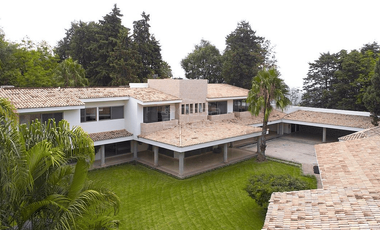 Casa en Fraccionamiento en La Herradura, Cuernavaca, Morelos CAEN-1302-Fr