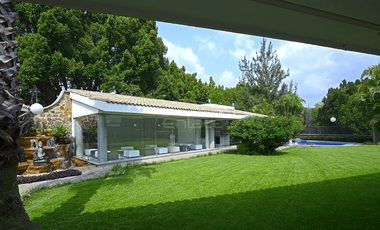 Casa en Fraccionamiento en La Herradura, Cuernavaca, Morelos CAEN-1302-Fr
