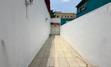 Casa Sola en Venta en Colonia Obrera | 3 Recámaras | 2 Estacionamientos | Amplios Espacios