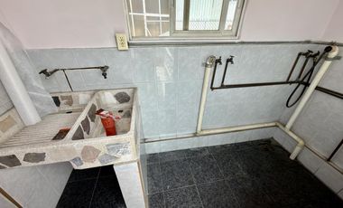 Casa Sola en Venta en Colonia Obrera | 3 Recámaras | 2 Estacionamientos | Amplios Espacios