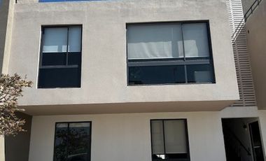 Departamento nuevo de 2 pisos en Ziré Zakia