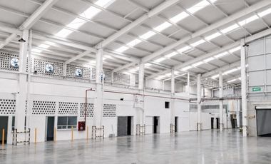 Bodega Industrial en Naucalpan de 2,159 m2