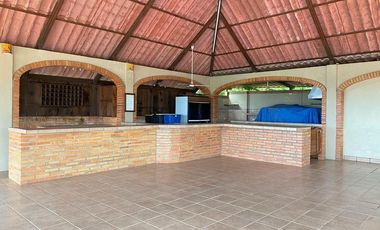 HOTEL EN VENTA EN LA PEÑITA DE JALTEMBA NAYARIT