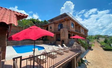 HOTEL EN VENTA EN LA PEÑITA DE JALTEMBA NAYARIT