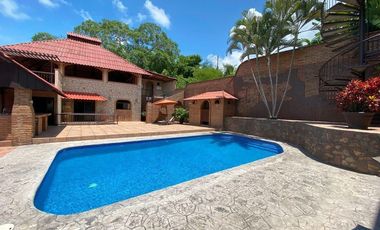 HOTEL EN VENTA EN LA PEÑITA DE JALTEMBA NAYARIT