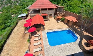 HOTEL EN VENTA EN LA PEÑITA DE JALTEMBA NAYARIT