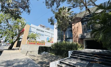 Excelentes oficinas en Av. San Diego