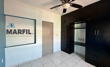 Casa en Renta en Residencial Esmeralda Colima Frente Jardín 4 Recámaras