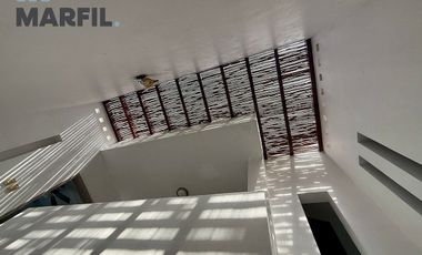 Casa en Renta en Residencial Esmeralda Colima Frente Jardín 4 Recámaras