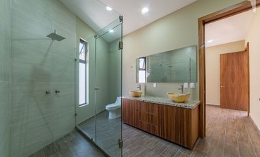 Casa de 3 habitaciones en Ajijic, un solo piso, a 3 minutos de Walmart y Centro Comercial Laguna Mall
