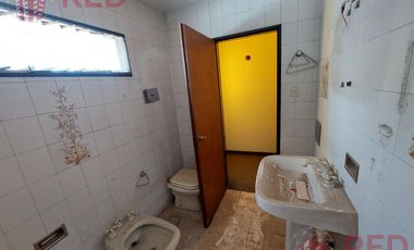 Casa  Apta Credito , Apta Desarrollo en Área Centro Este