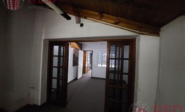 Casa  Apta Credito , Apta Desarrollo en Área Centro Este