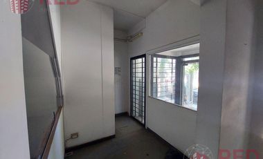 Casa  Apta Credito , Apta Desarrollo en Área Centro Este