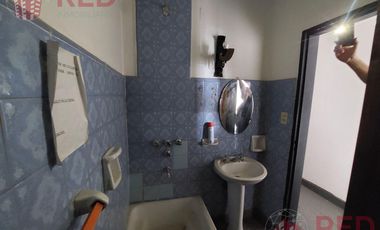 Casa  Apta Credito , Apta Desarrollo en Área Centro Este