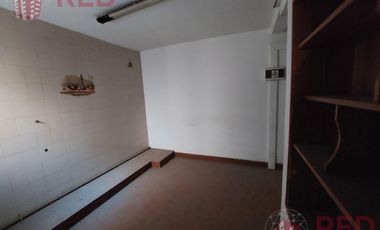 Casa  Apta Credito , Apta Desarrollo en Área Centro Este