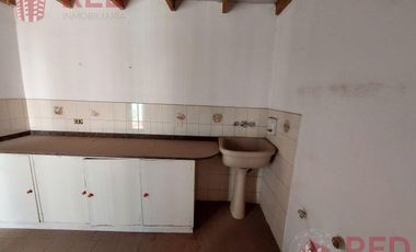 Casa  Apta Credito , Apta Desarrollo en Área Centro Este